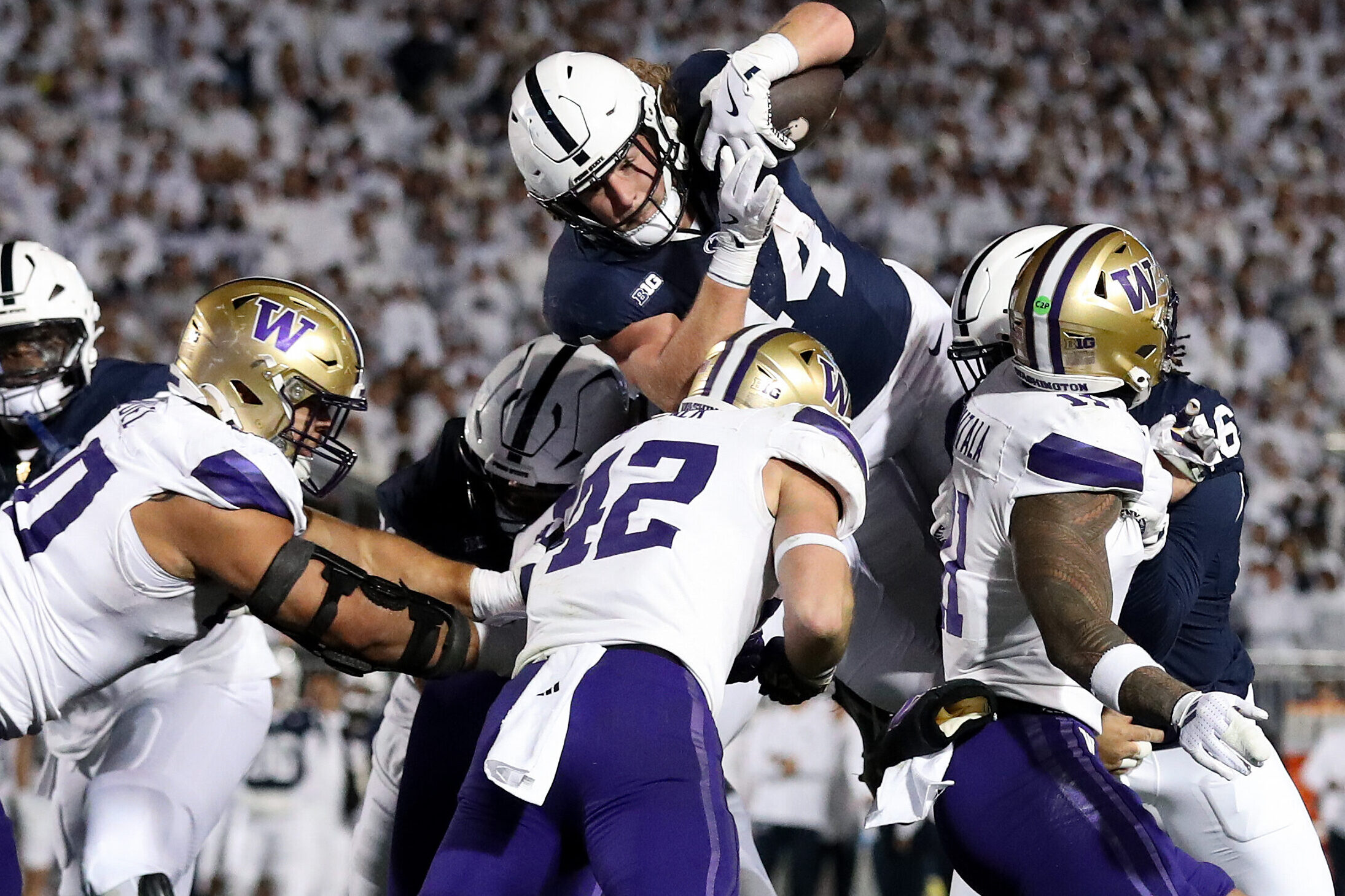 Penn State Football Game Balls, MVP From 35-6 Blowout Over Washington